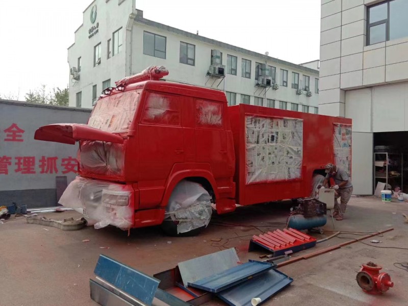 消防車(chē)在緊急救援行動(dòng)中扮演的角色